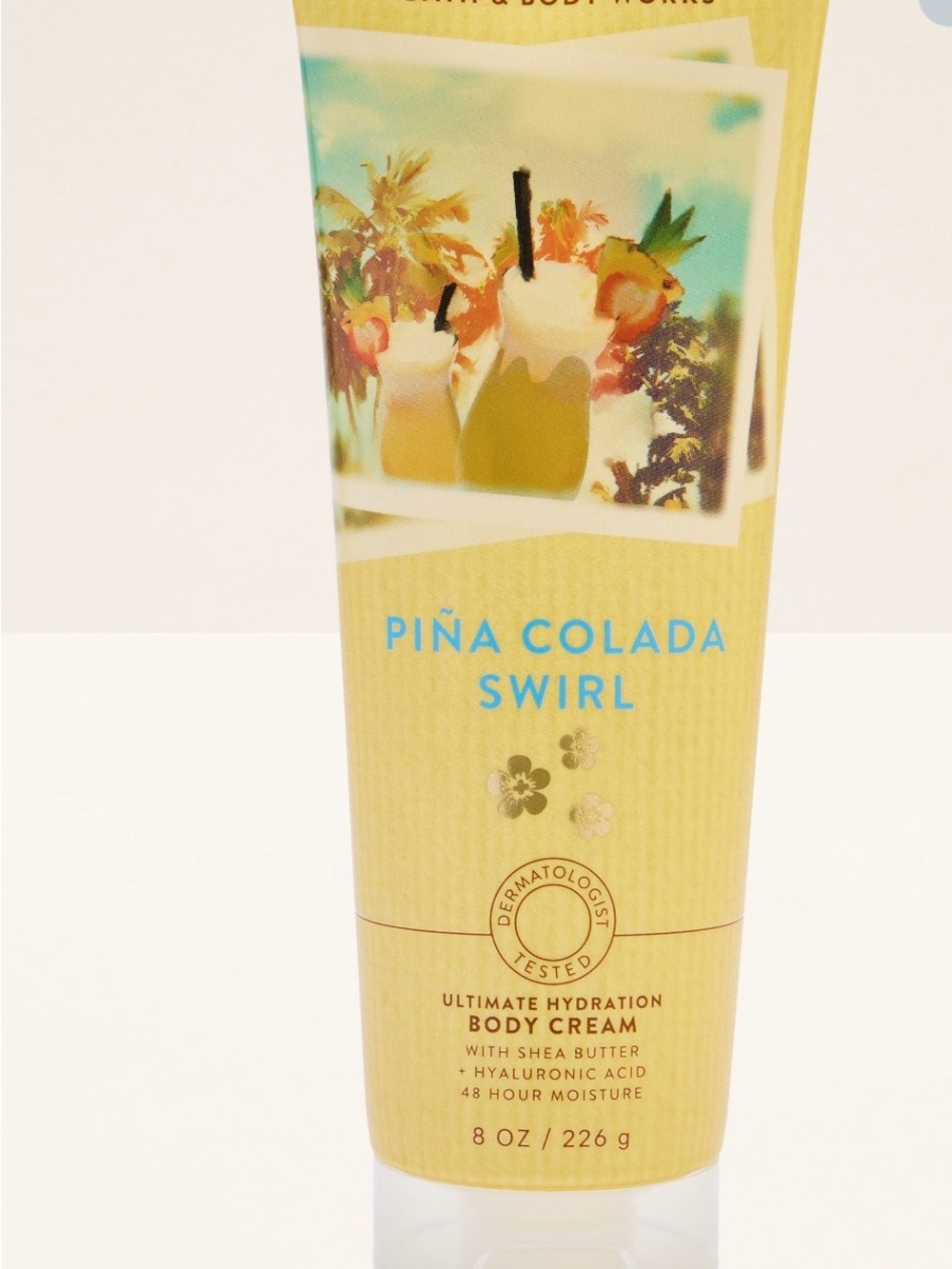 Bath & Body Works Piña Colada Swirl Body Cream - Yellow
